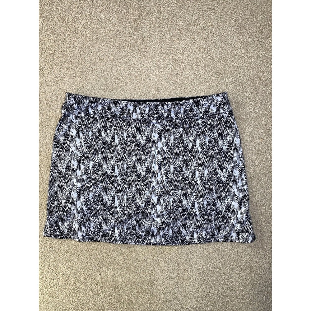 Tranquility by Colorado Clothing Women's Skort Large Black White Windsor Terrace